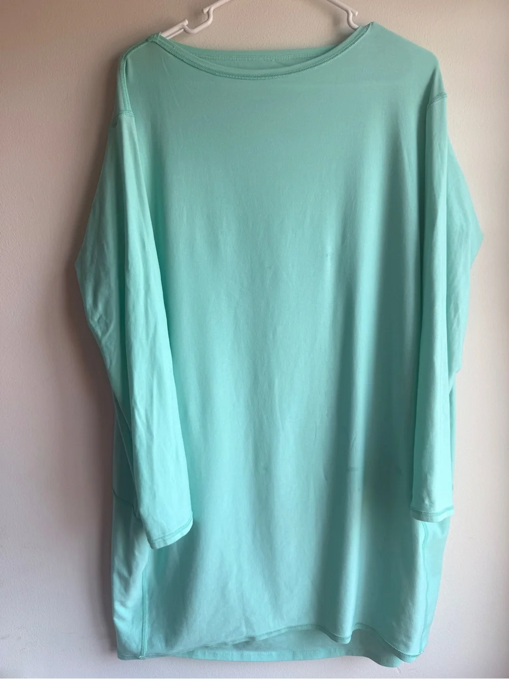 lululemon Long Sleeve Athletic Top Mint Green High Low Hem Lightweight Est Sz 10